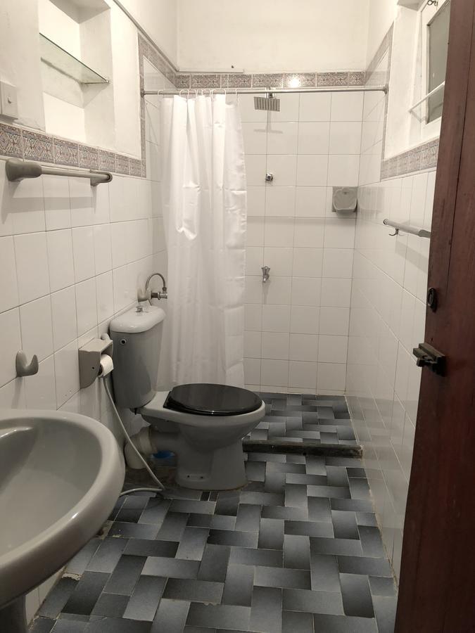 Tuk Tuk Hostels Colombo Esterno foto
